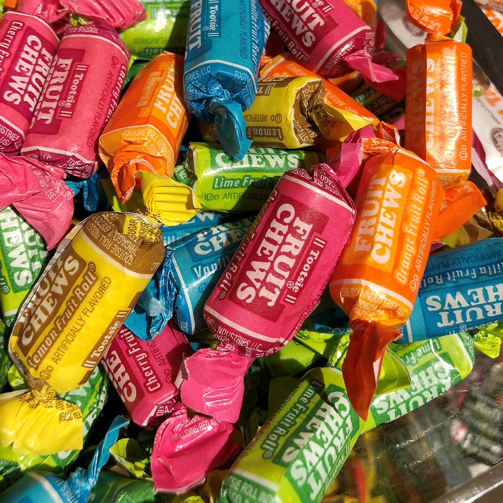 Tootsie Fruit Chews & Tootsie Roll Midgees 6.5g